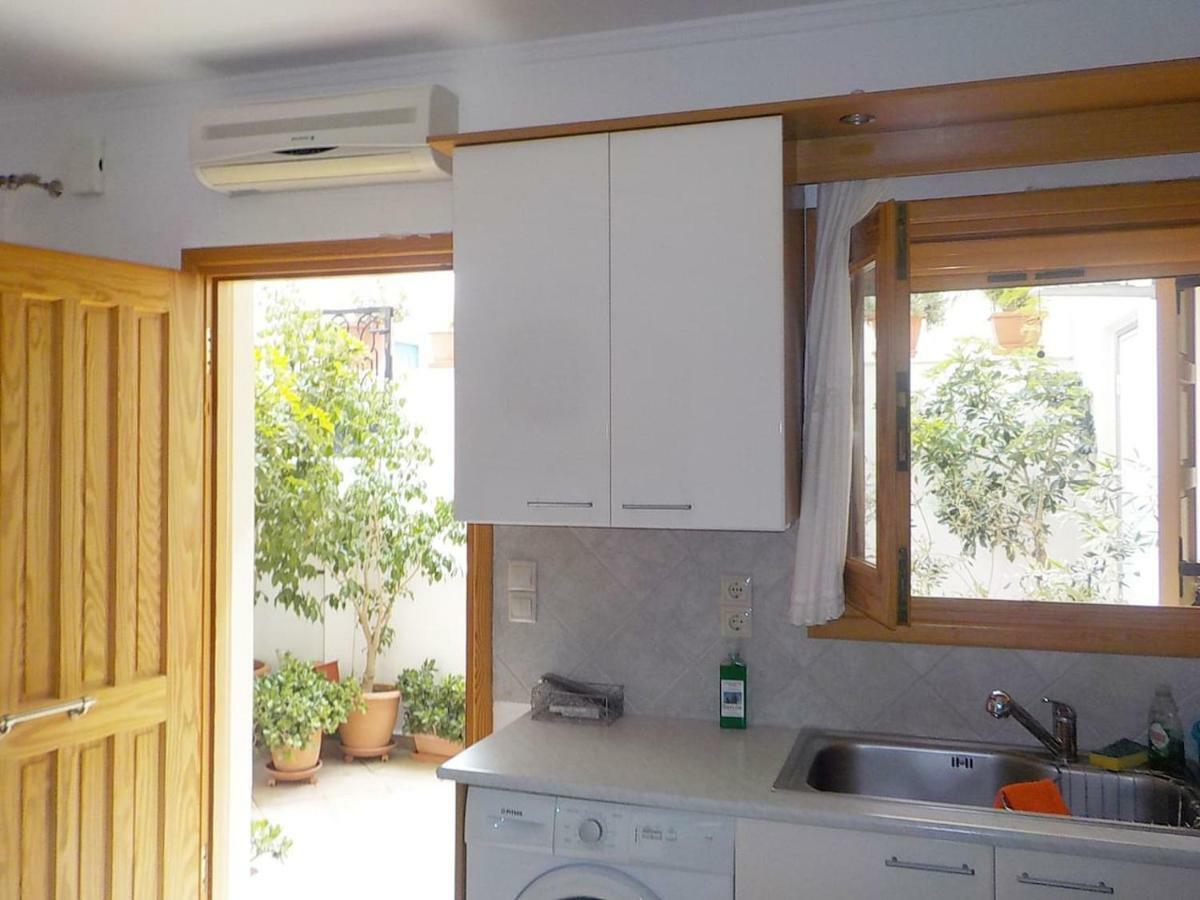 Independent Agapitos Apart , 2Bdrm, Private Patio Naxos City Bagian luar foto